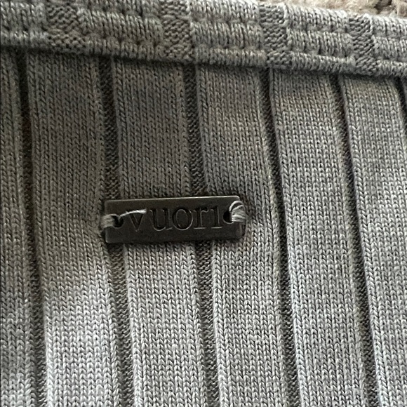 NWT Vuori Gray Ribbed Tank Top size small - Picture 5 of 5